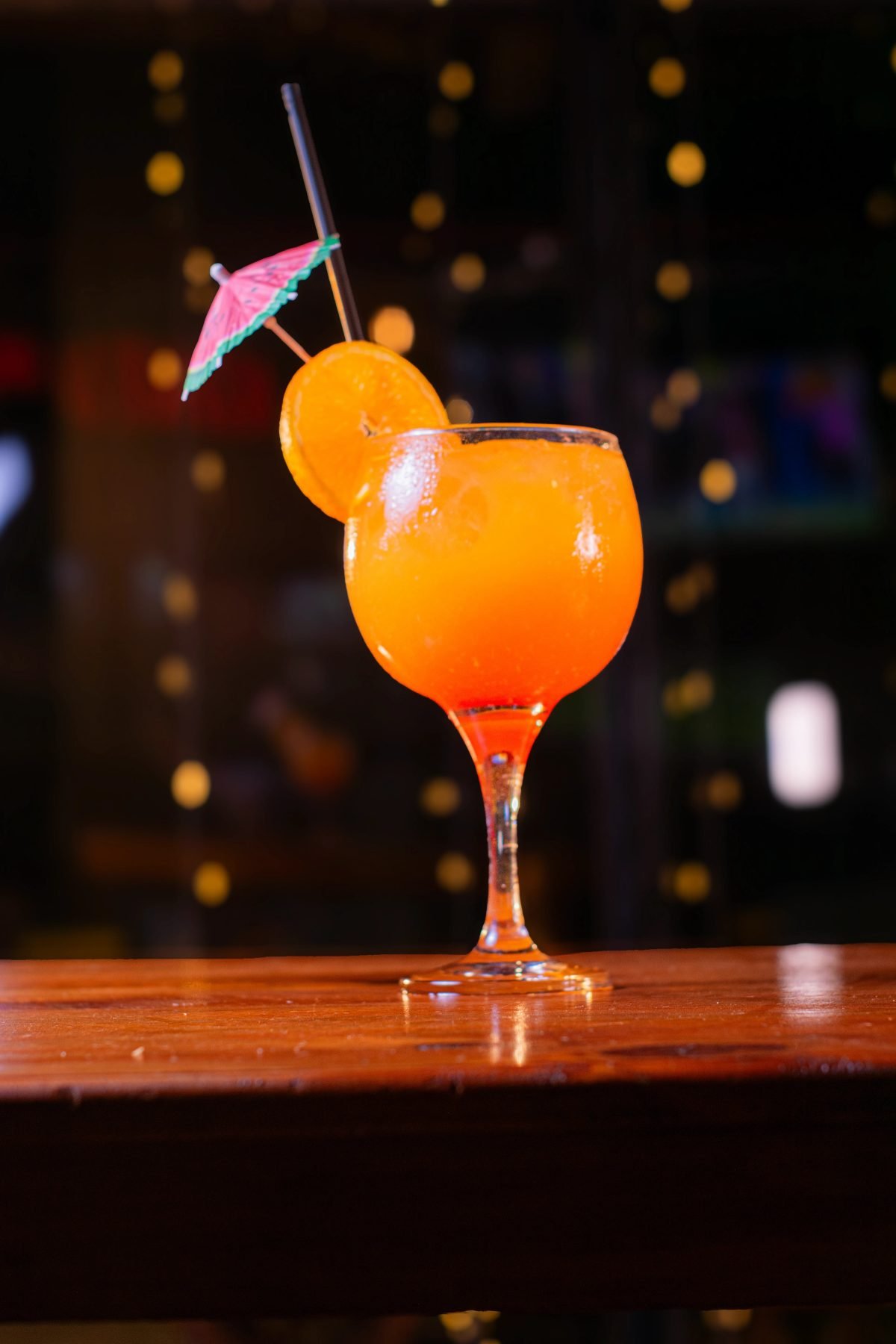 Gin con frutos rojos y romero